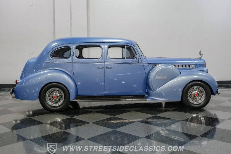 1940 Packard 120