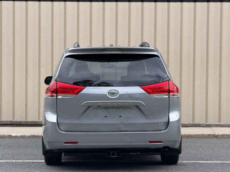 2011 Toyota Sienna