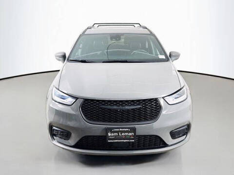 2022 Chrysler Pacifica Hybrid Touring L