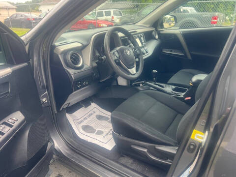 2017 Toyota RAV4 LE
