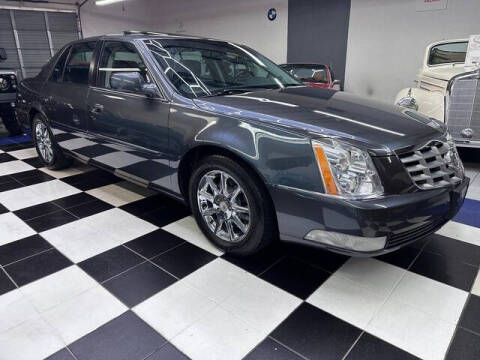 2011 Cadillac DTS Luxury Collection