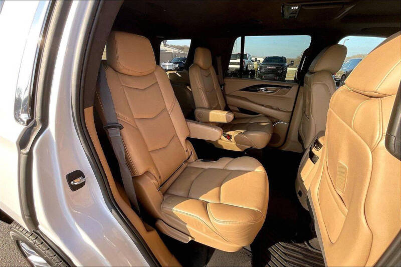 2020 Cadillac Escalade Platinum