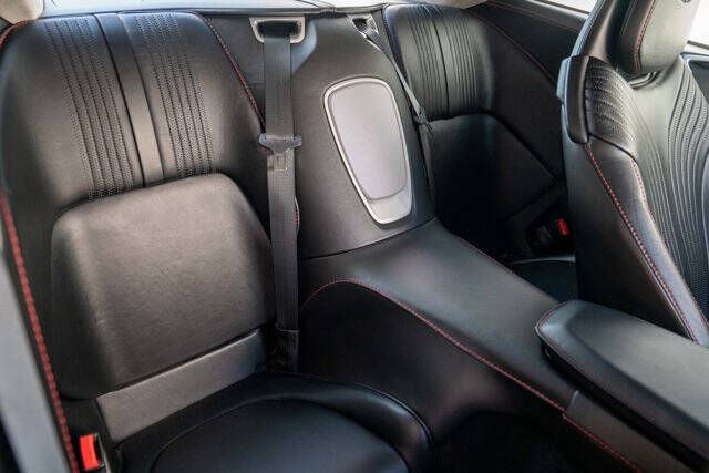 2019 Aston Martin DB11 V8