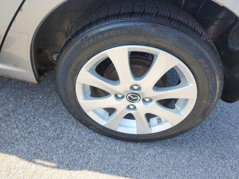 2013 Mazda MAZDA2 Touring