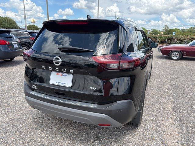 2021 Nissan Rogue SV