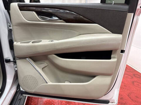 2016 Cadillac Escalade ESV Luxury Collection