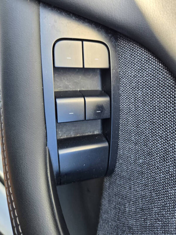 2023 Tesla Model S Standard Range