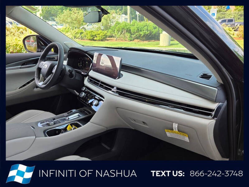 2027 Infiniti QX60 Luxe