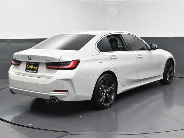 2024 BMW 3 Series 330i xDrive