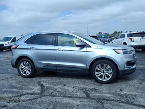2024 Ford Edge Titanium