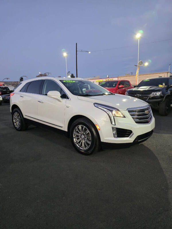 2017 Cadillac XT5 Luxury