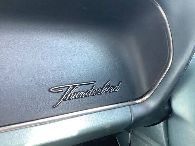 1964 Ford Thunderbird