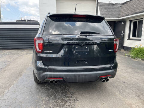 2018 Ford Explorer Sport