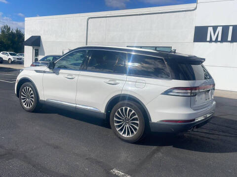 2022 Lincoln Aviator Standard