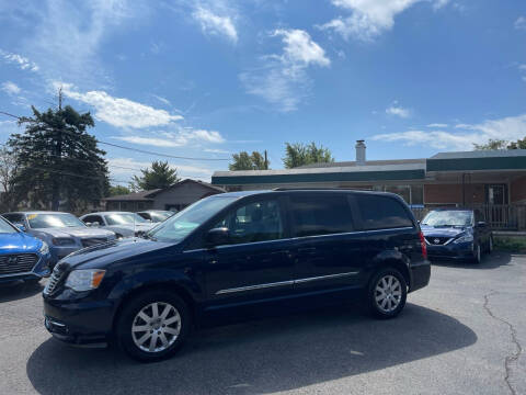 2015 Chrysler Town and Country for sale at Brownsburg Imports LLC in Indianapolis IN