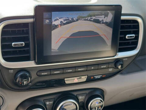 2024 Hyundai Venue SEL