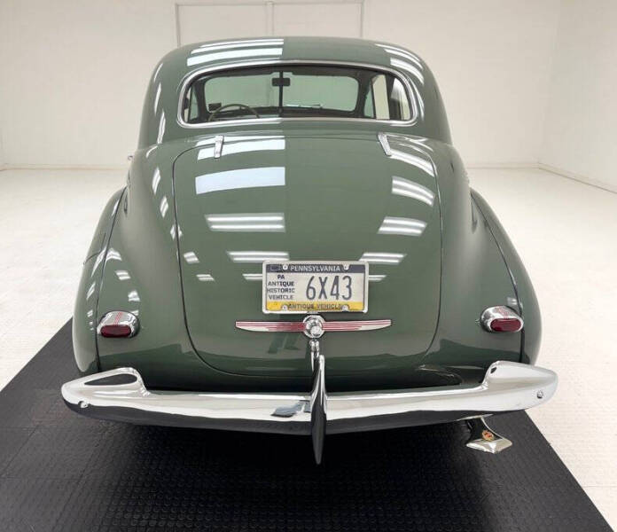 1940 Oldsmobile Custom Cruiser