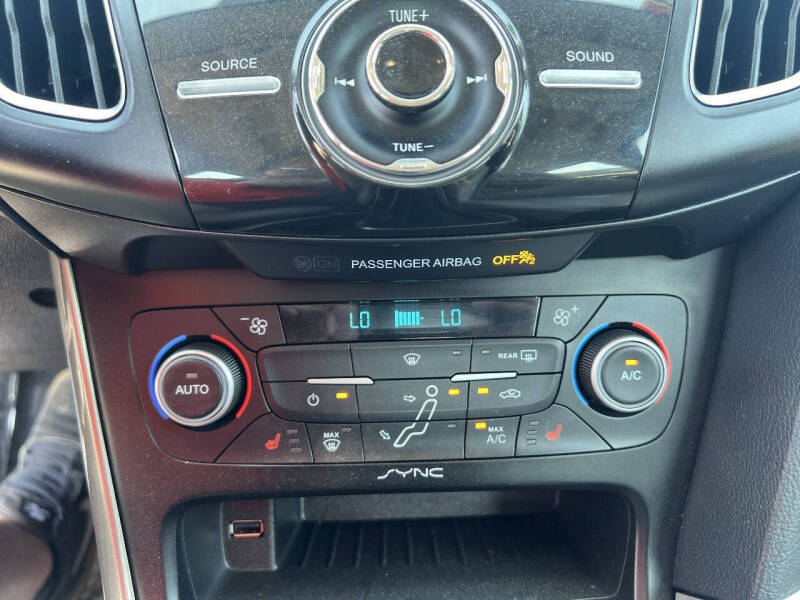 2018 Ford Focus Titanium