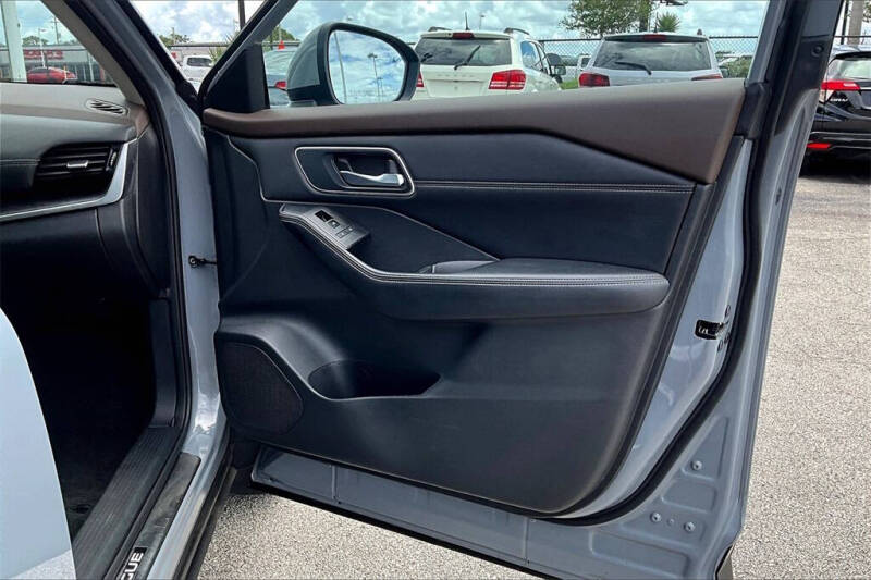 2021 Nissan Rogue Platinum