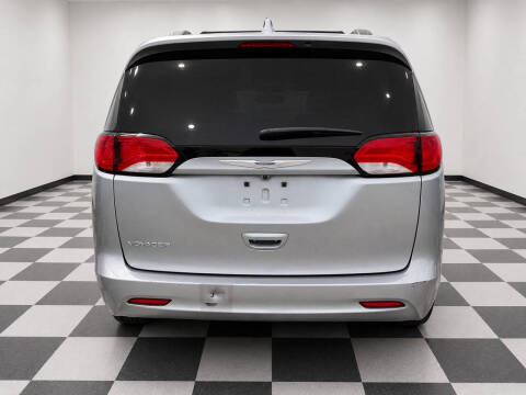 2020 Chrysler Voyager LXi