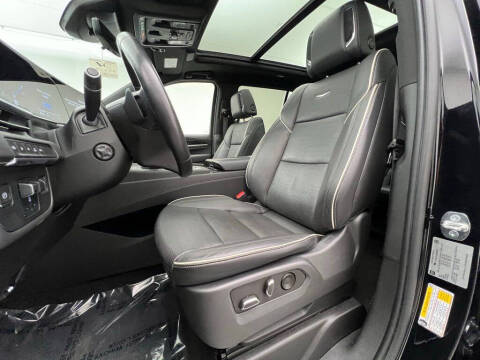 2023 Cadillac Escalade Sport