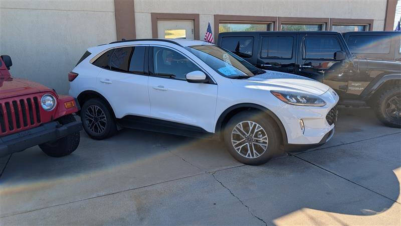 2020 Ford Escape SEL