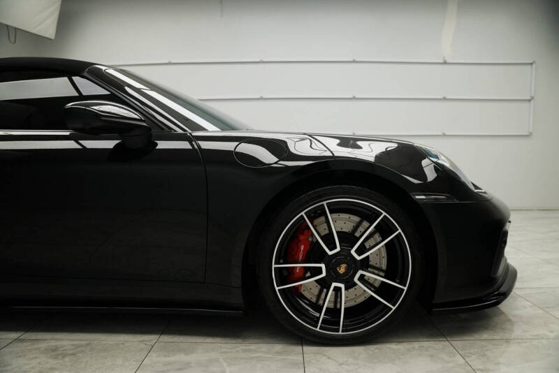 2022 Porsche 911 Targa 4 GTS