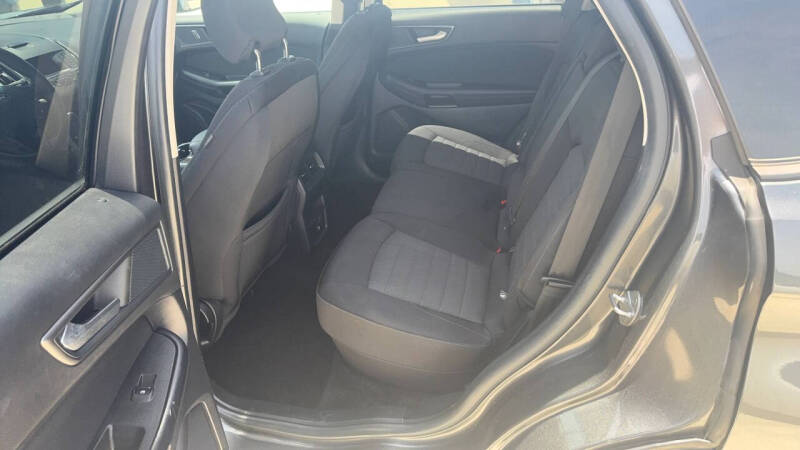 2018 Ford Edge SE