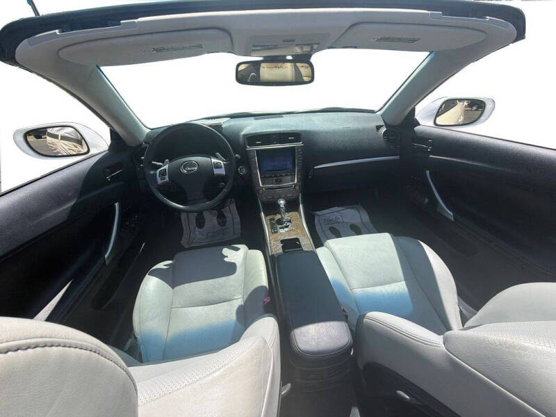 2011 Lexus IS 250C