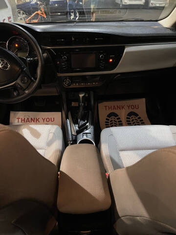 2016 Toyota Corolla LE