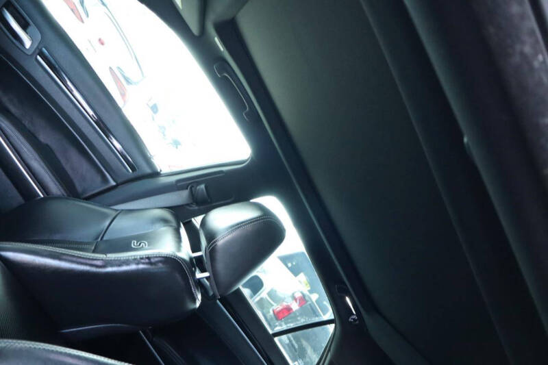 2020 Chrysler 300 S
