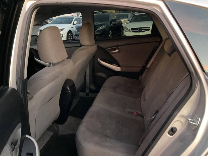 2015 Toyota Prius Two