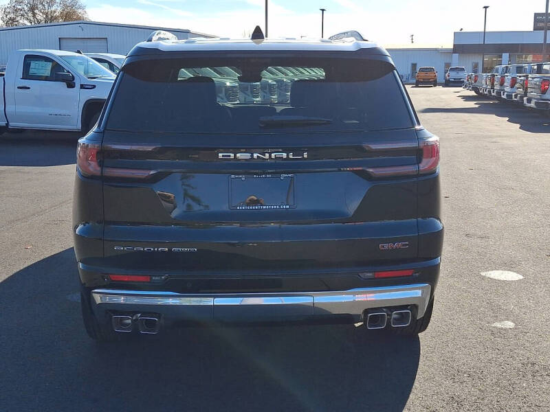 2026 GMC Acadia Denali