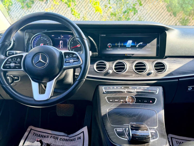 2019 Mercedes-Benz E-Class E 300