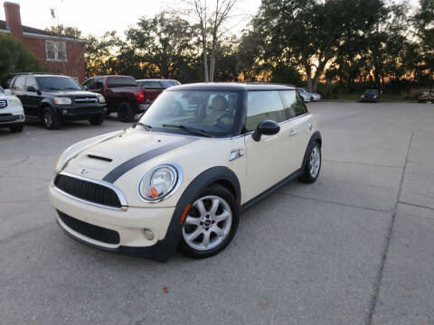 2010 MINI Cooper for sale at Caspian Cars in Sanford FL