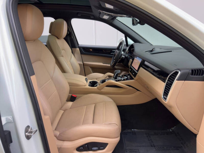 2022 Porsche Cayenne