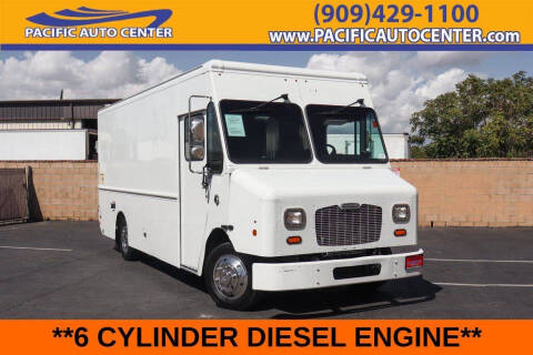 2015 Freightliner MT45 Chassis