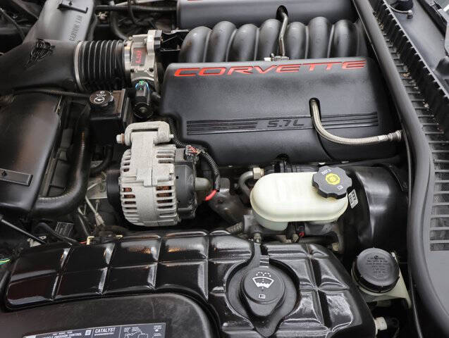 2004 Chevrolet Corvette