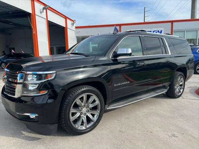 2015 Chevrolet Suburban SUV - $24,997