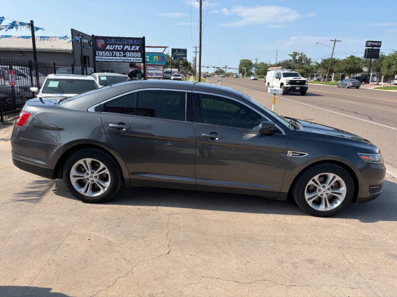 2018 Ford Taurus SEL