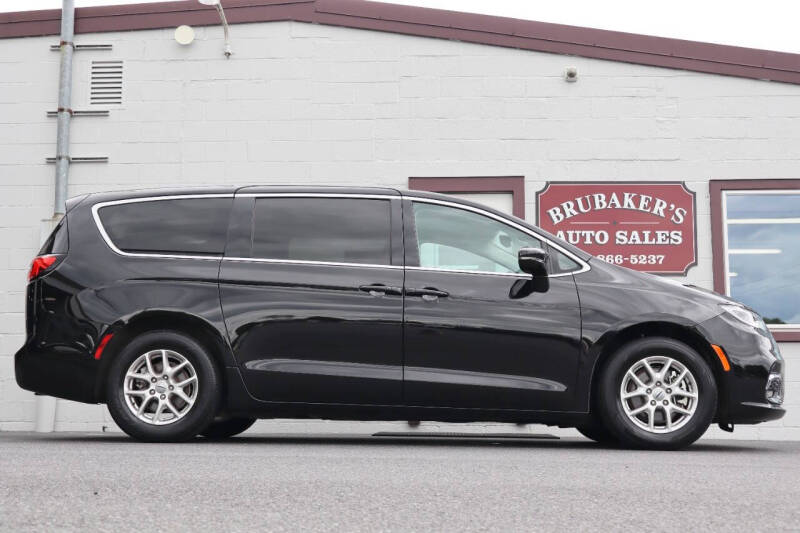 2024 Chrysler Pacifica Touring L