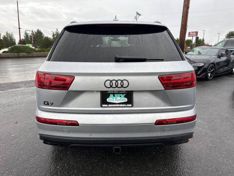 2019 Audi Q7 quattro Prestige 55 TFSI