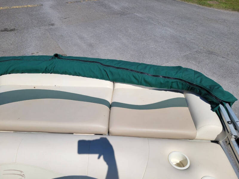 2003 Bennington 185S