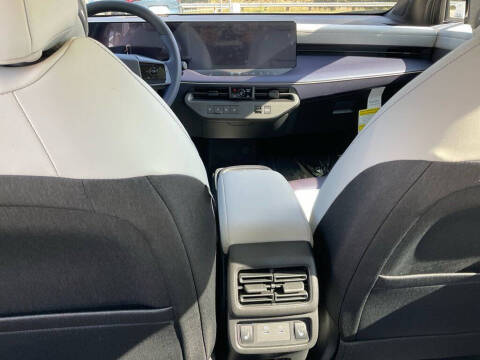 2026 Nissan LEAF Platinum+