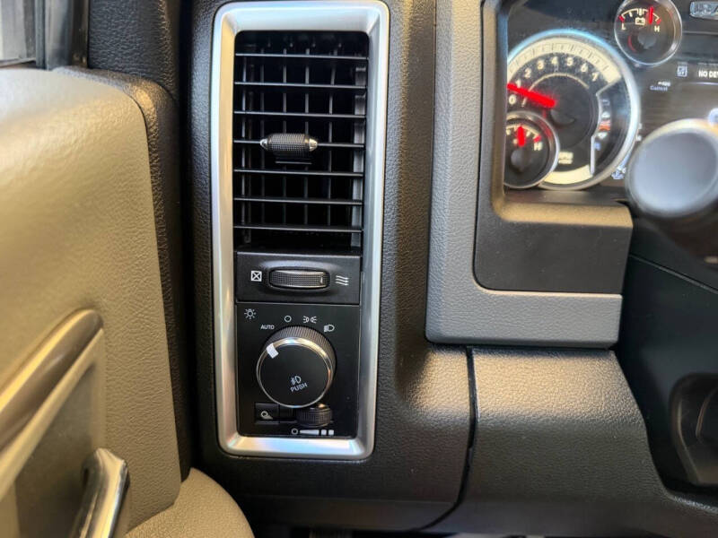 2018 RAM 1500 SLT