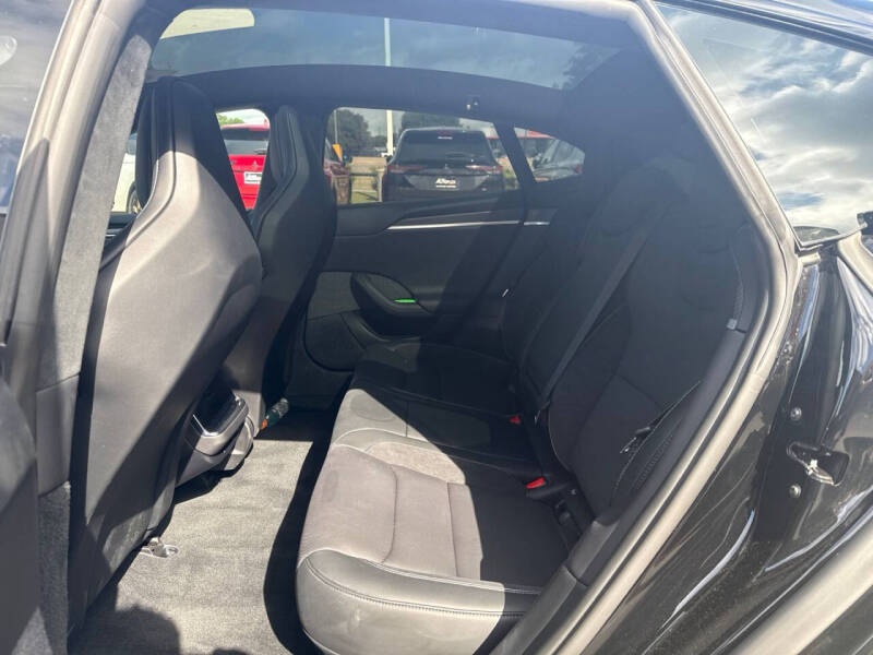 2025 Tesla Model S Plaid