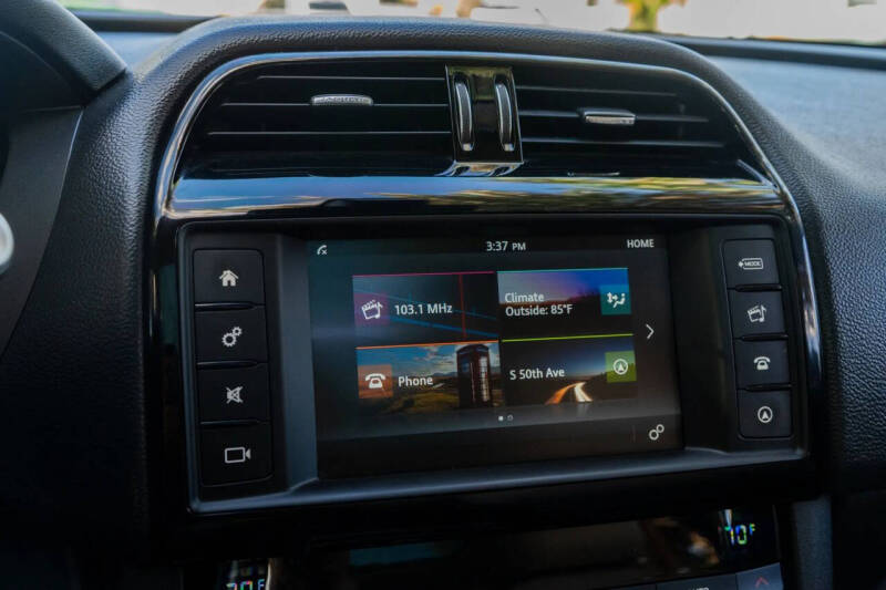 2017 Jaguar F-PACE 35t Premium