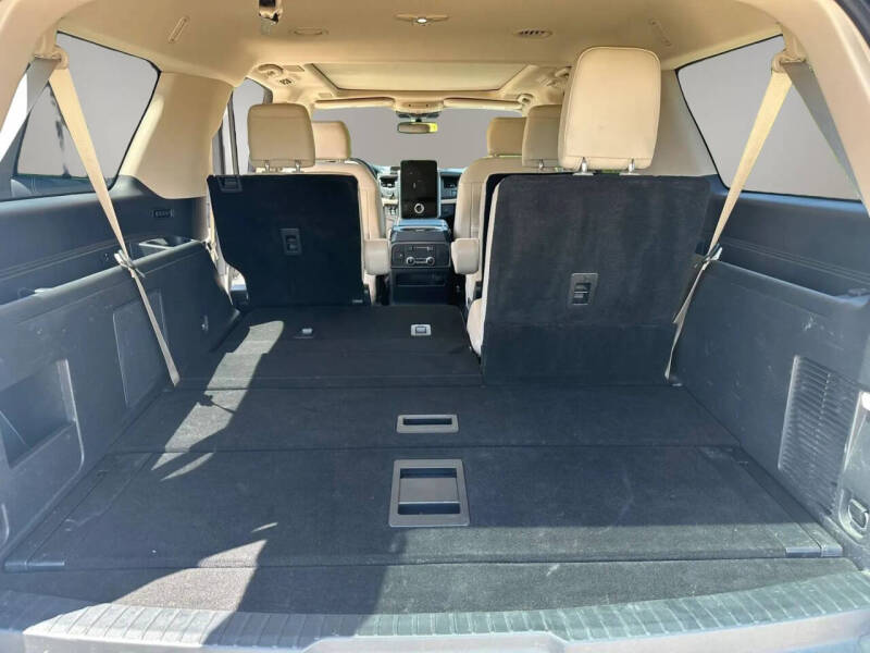 2023 Ford Expedition MAX Platinum