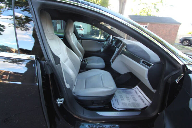 2016 Tesla Model S P90D