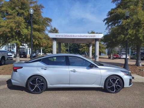 2024 Nissan Altima for sale at BLACKBURN MOTOR CO in Vicksburg MS